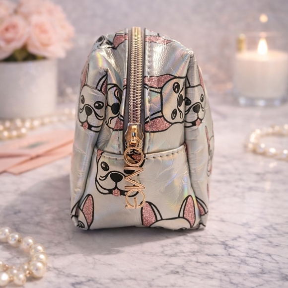Holographic French Bulldog Makeup Bag ✨ - Picture 3 of 6